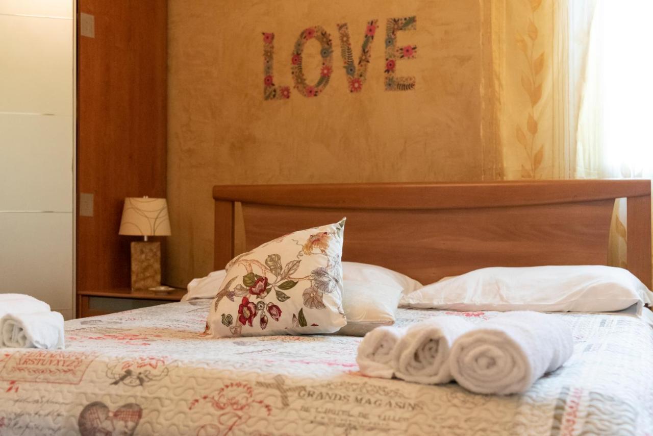 hause megghi Apartment Gambassi Terme Bagian luar foto