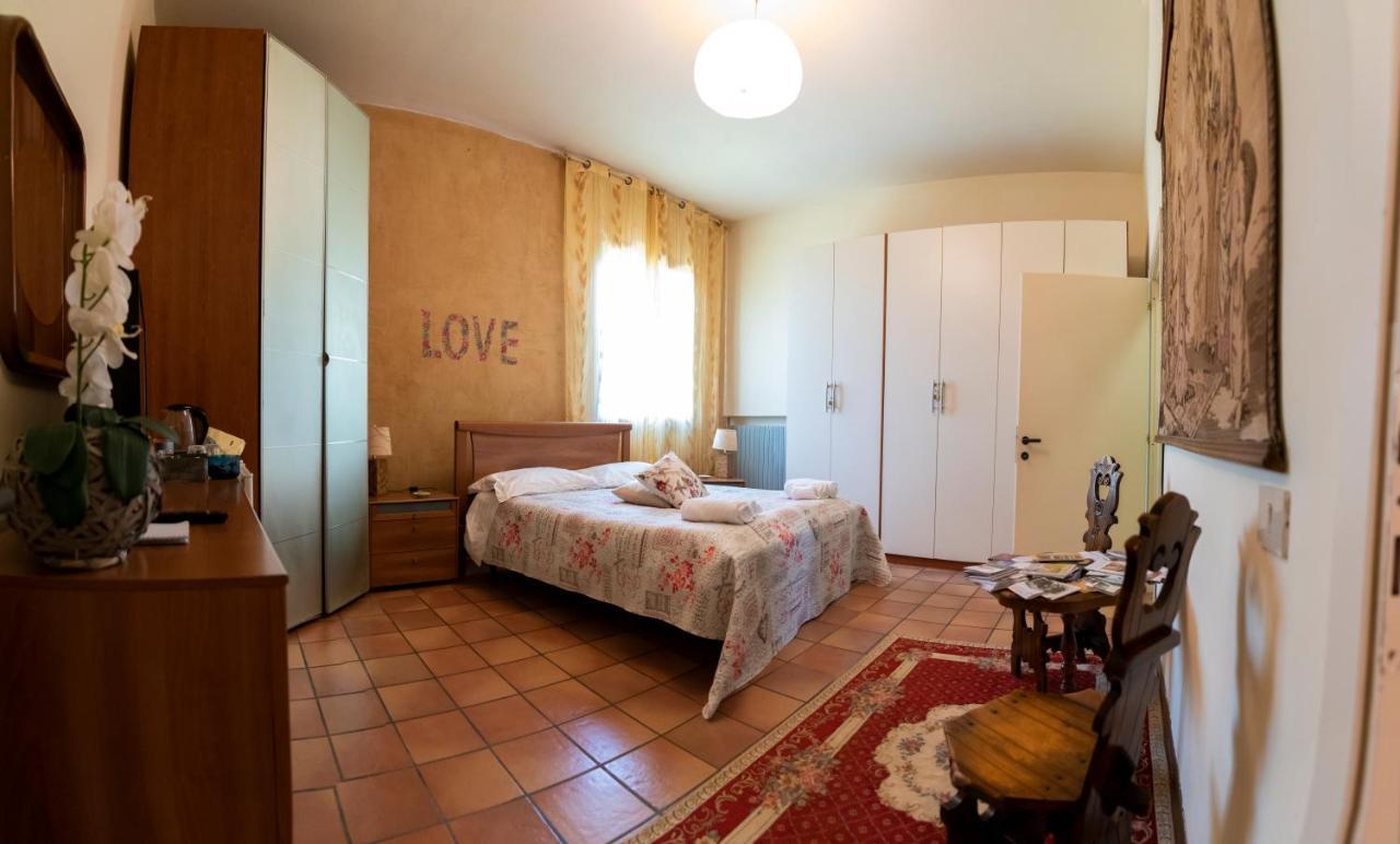 hause megghi Apartment Gambassi Terme Bagian luar foto